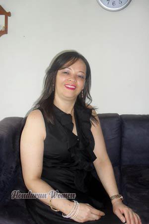 140534 - Gloria Lucia Age: 54 - Colombia