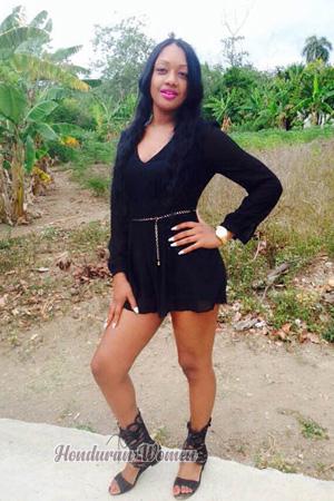 161214 - Trinidad Age: 34 - Dominican Republic