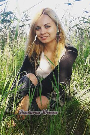 173922 - Valentina Age: 44 - Ukraine