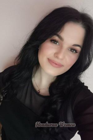 215806 - Romana Age: 30 - Ukraine