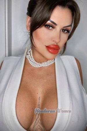 220662 - Diana Age: 37 - Germany