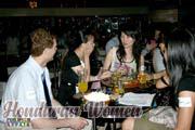 china-women-09-20