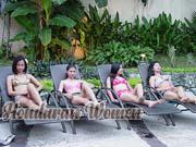 040-filipino-women