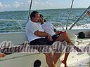 cartagena-women-boat-1104-24