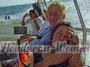 cartagena-women-boat-1104-25